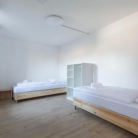 شقة T&k 5 Monteur *