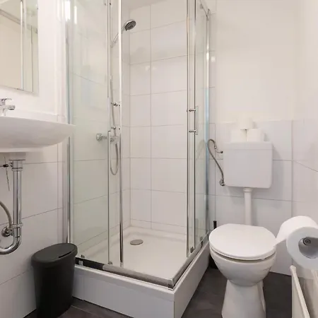 شقة T&k 5 Monteur