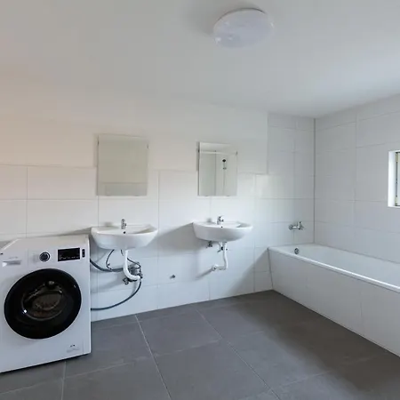 T&k 5 Monteur شقة Wegberg