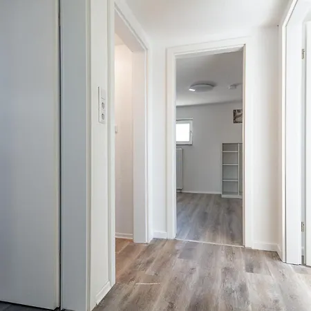 T&k 5 Monteur شقة