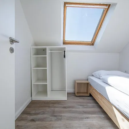 T&k 5 Monteur شقة Wegberg