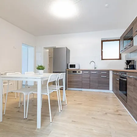 T&k 5 Monteur Apartamento Wegberg