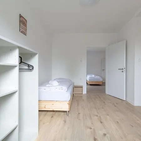 T&k 5 Monteur شقة *