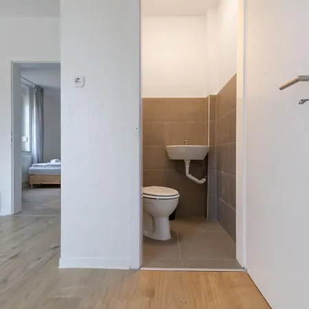 شقة T&k 5 Monteur